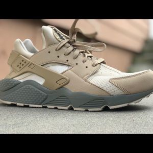 Nike Huarache Oatmeal 12M